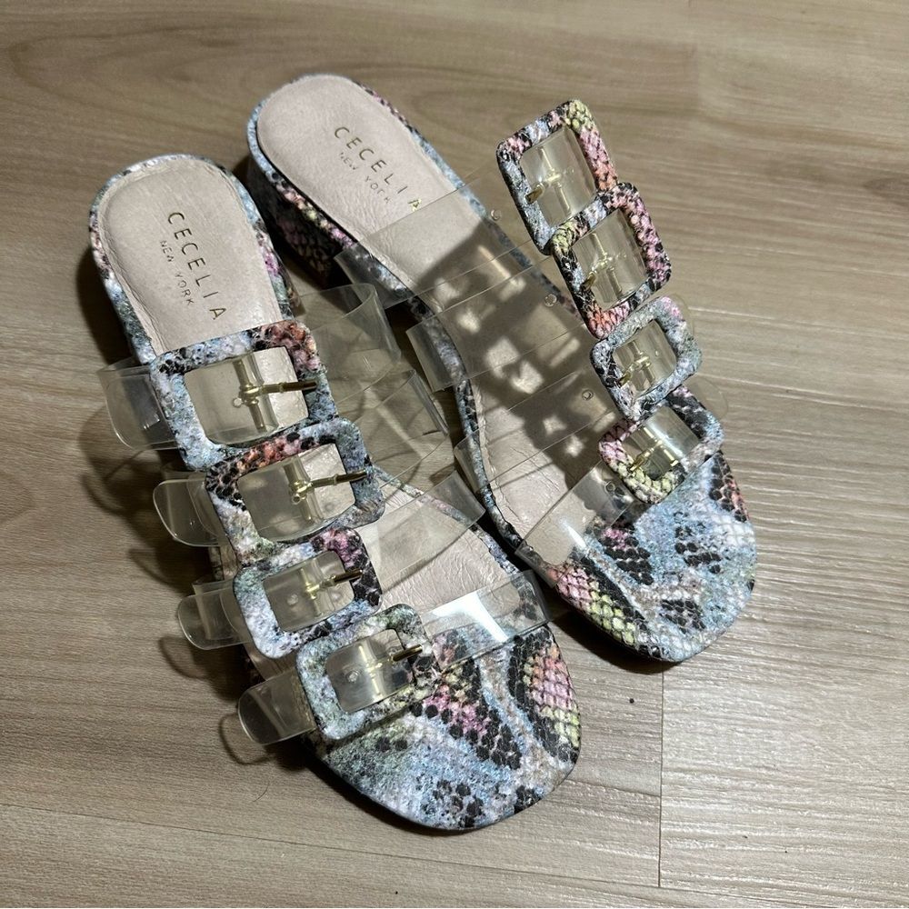 Cecelia New York Lincoln Clear Strap Snake Print Buckle Slide Sandals 7.5 - Picture 4 of 15